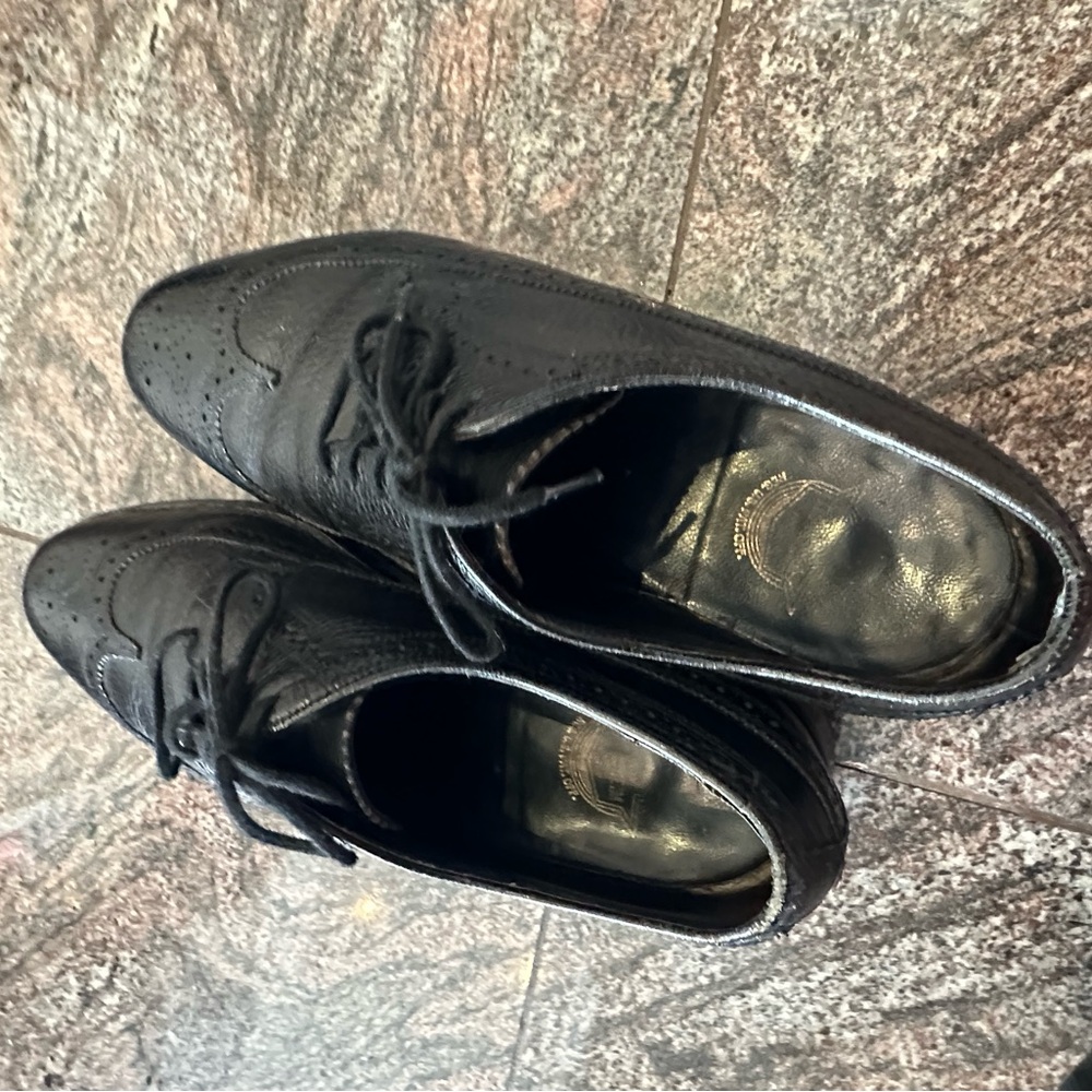 Classic Black Men's Dress Shoes